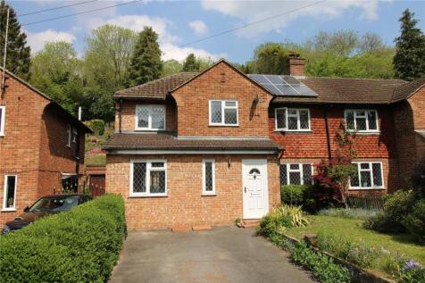 Caterham Drive, Old Coulsdon, CR5 4 bed semi