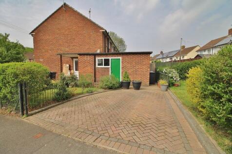 1 bedroom maisonette for sale