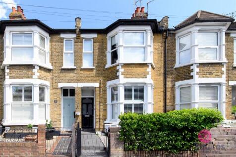 Long Lane, London 2 bed flat for sale