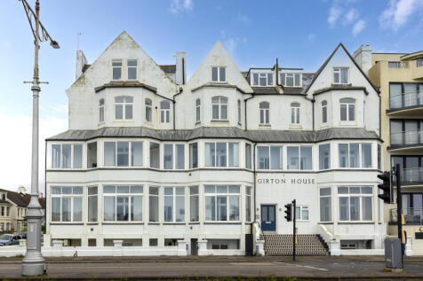 Kingsway, Hove, BN3 1 bed flat for sale