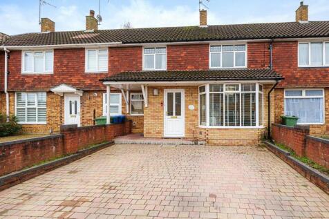 Merryhill Road, Bracknell, Berkshire 3 bed terraced house for sale