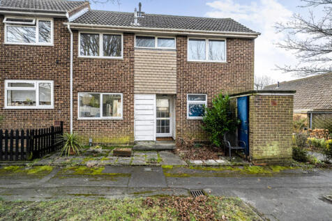 3 bedroom end of terrace house for sale