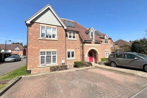 Windermere Gate, Bracknell, Berkshire 2 bed apartment for sale