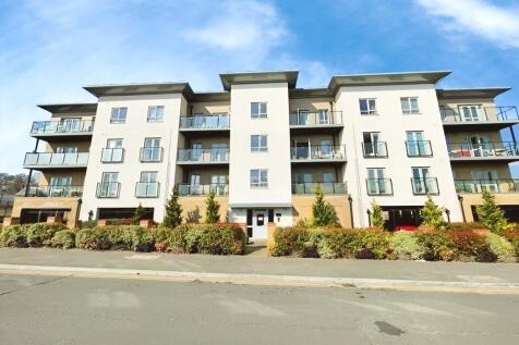 Fleming Place, Bracknell, Berkshire 1 bed apartment for sale