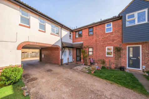 Burbage Green, Bracknell 2 bed terraced house for sale