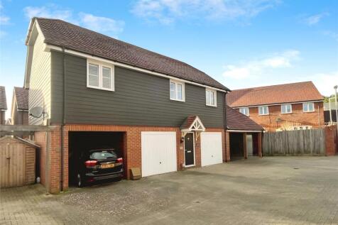 Shearwater Drive, Bracknell, Berkshire 2 bed detached house for sale