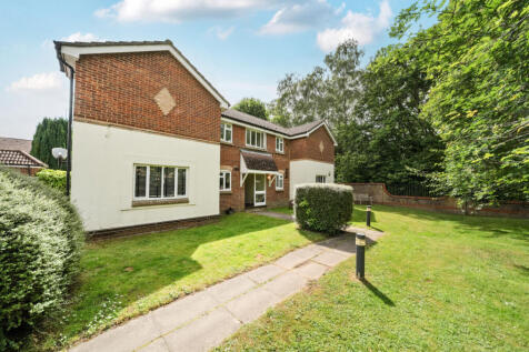 Horndean Road, Bracknell, Berkshire 2 bed apartment for sale
