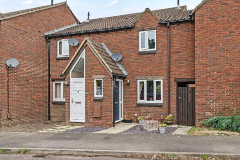 Darby Vale, Warfield, Bracknell 2 bed end of terrace house for sale