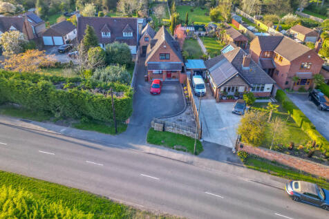 The Castle Way, Willington 3 bed detached house for sale