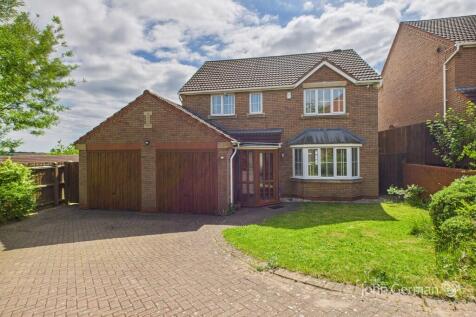 4 bedroom detached house for sale