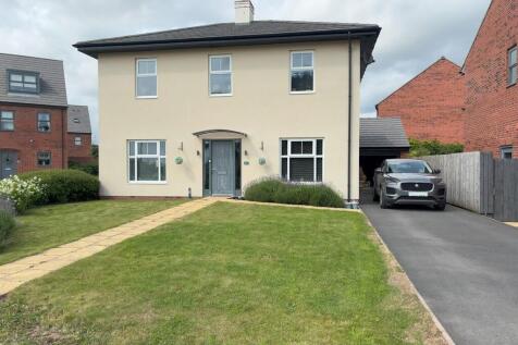 4 bedroom detached house for sale