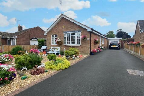 Hawthornden Avenue, Uttoxeter 3 bed detached bungalow for sale