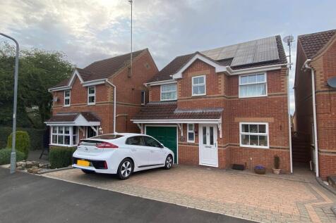 Robin Close, Uttoxeter 4 bed detached house for sale