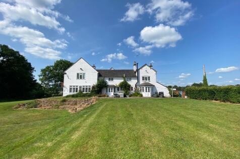 6 bedroom detached house for sale