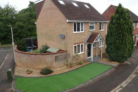 Harveys Hill, Luton, Bedfordshire, LU2 5 bed detached house for sale