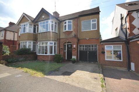 4 bedroom semi-detached house for sale