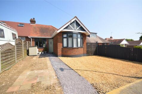Humberstone Close, Luton... 3 bed bungalow for sale