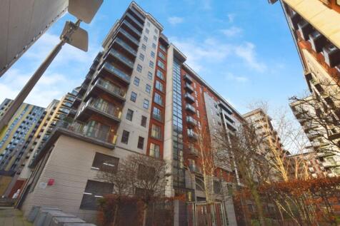 Barton Place, 3 Hornbeam Way, Green... 2 bed flat for sale
