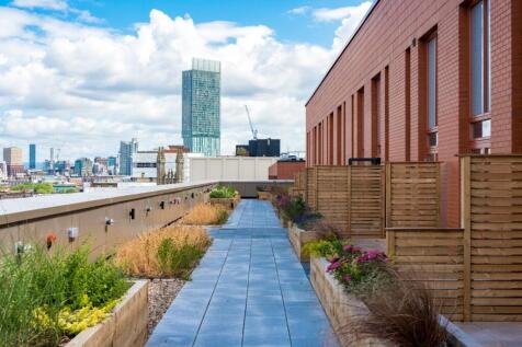 Sky Gardens, 7 Spinners Way... 3 bed flat for sale