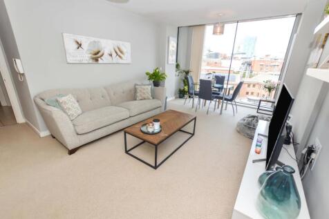 2 bedroom flat for sale
