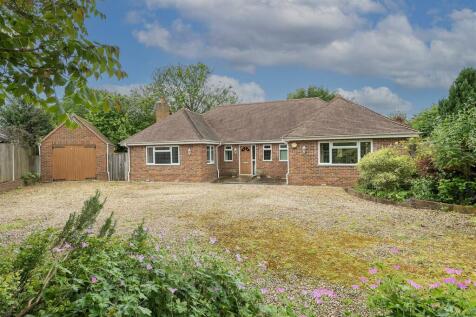 Orchard Close, Wendover HP22 3 bed detached bungalow for sale