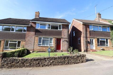 Cuff Lane, Great Brickhill Milton Keynes 3 bed semi