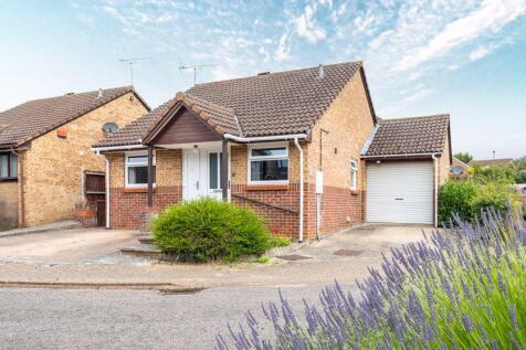 Wetherby Gardens, Bletchley, Milton... 2 bed bungalow for sale