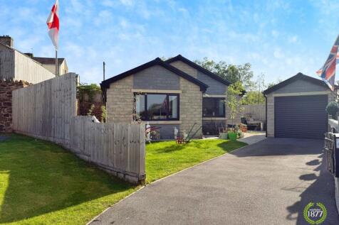 3 bedroom detached bungalow for sale