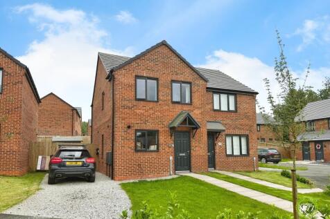 3 bedroom semi-detached house for sale