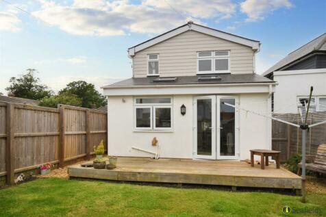 2 bedroom detached house for sale