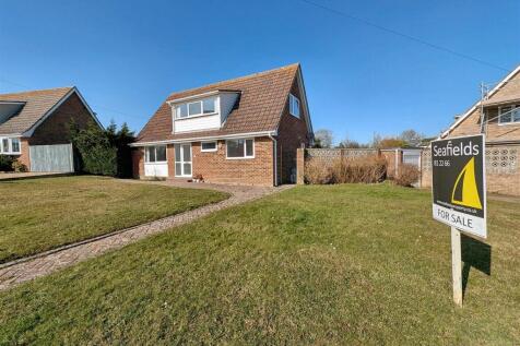 Caws Avenue, Seaview, PO34 5JX 3 bed detached house for sale