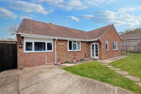 Ampthill Road, Ryde, PO33 1LJ 3 bed bungalow for sale