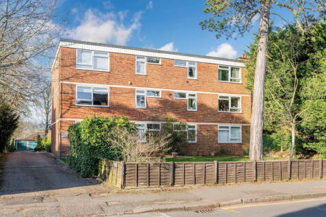 129 Blackborough Road, Reigate RH2 1 bed flat for sale