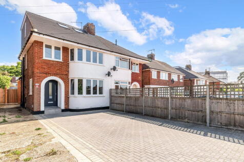 Sandcross Lane, Reigate RH2 4 bed semi