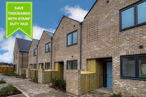 Oakview Walk, Essex CM18 2 bed terraced house for sale