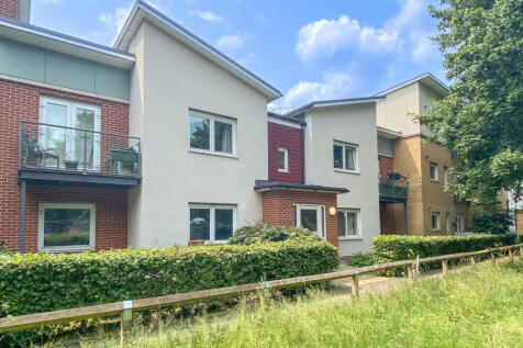 Torkildsen Way, Harlow CM20 2 bed apartment for sale