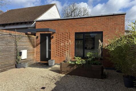 Lower Boyndon Road, Maidenhead... 3 bed bungalow for sale