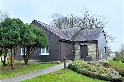 2 bedroom lodge for sale