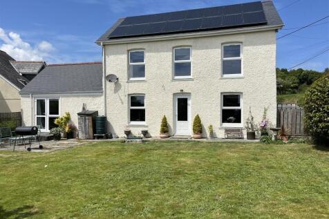 Trethurgy, PL26 4 bed detached house for sale
