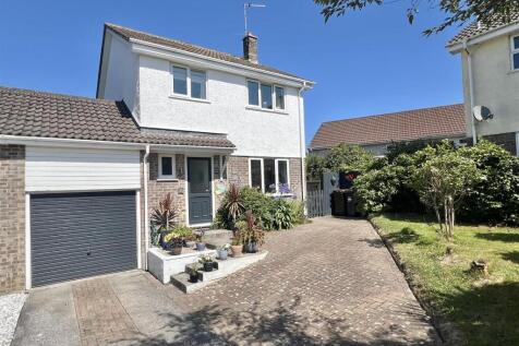 Penmere Road, St. Austell 4 bed link detached house for sale