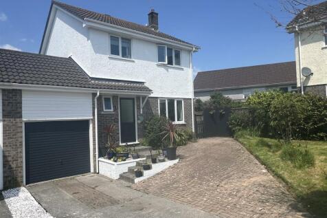 Penmere Road, St. Austell 4 bed link detached house for sale