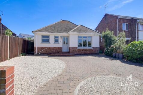 3 bedroom detached bungalow for sale