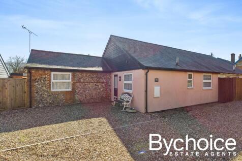 3 bedroom semi-detached bungalow for sale