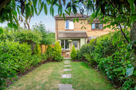 1 bedroom house for sale