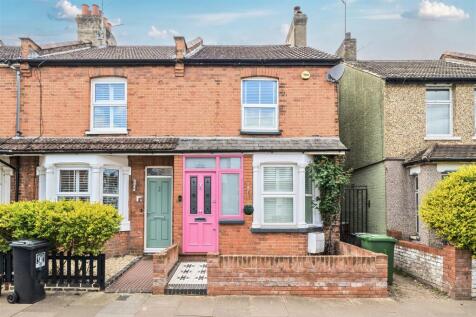 2 bedroom end of terrace house for sale