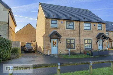 3 bedroom semi-detached house for sale