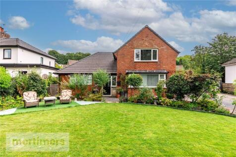 Knowsley Road, Wilpshire, Blackburn... 3 bed detached house for sale