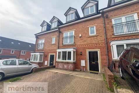 Leamington Close, Blackburn, BB2 5 bed townhouse for sale