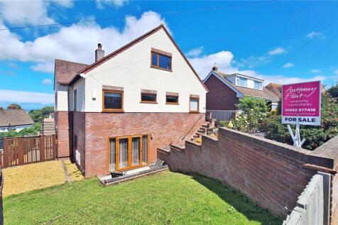 6 bedroom detached house for sale