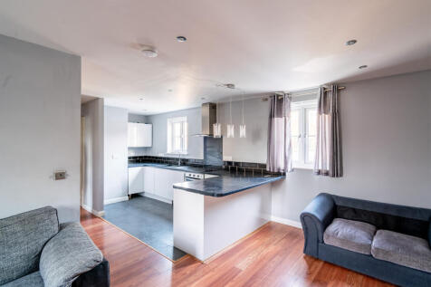 2 bedroom flat for sale